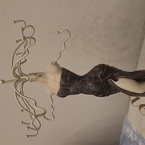 Vintage Classy Lady Jewelry Holder